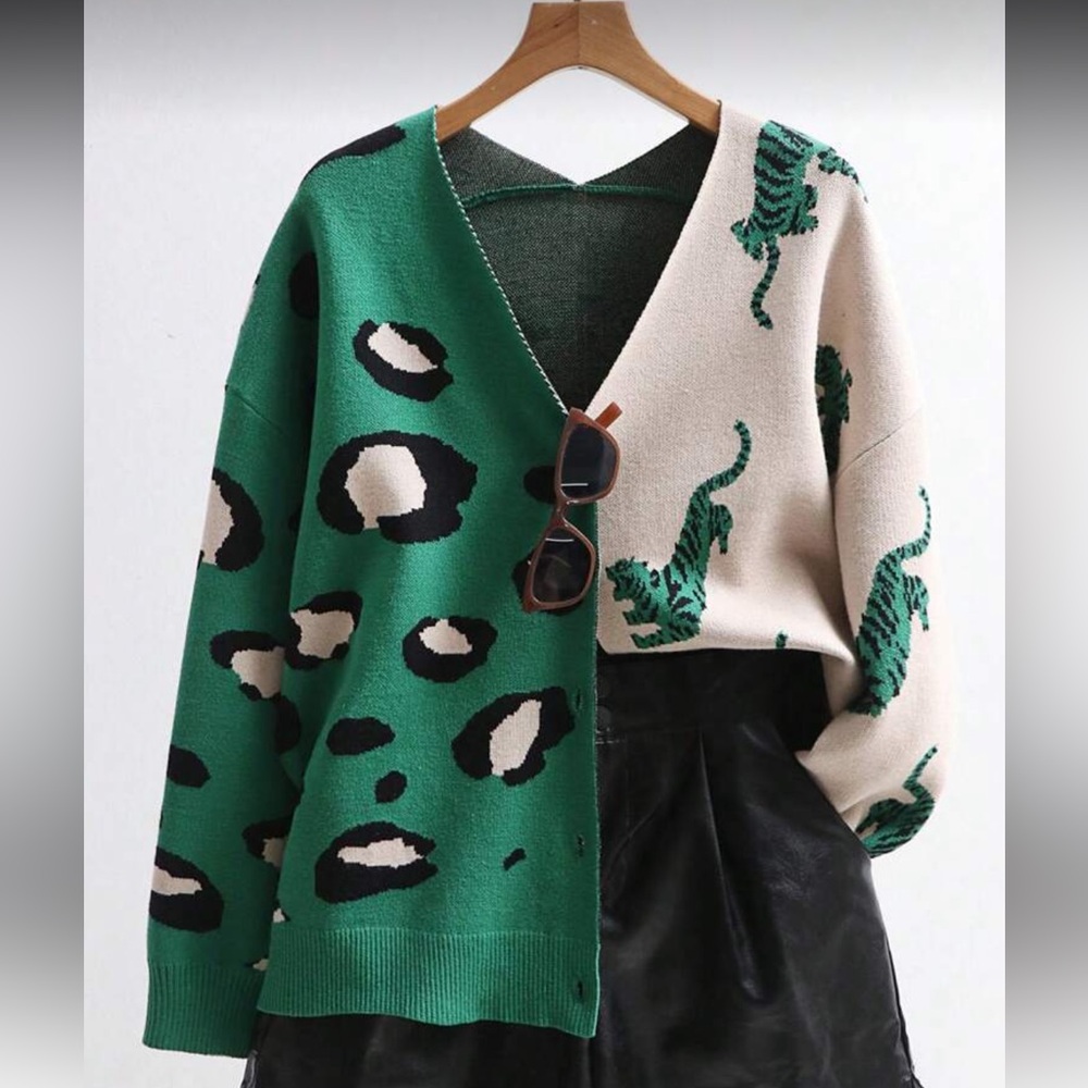 Elegant Green and Cream Cardigan with Animal Motif